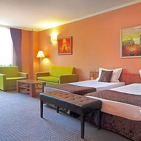 Real Hotel