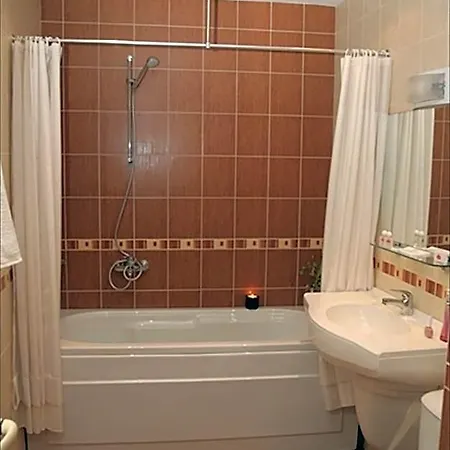 Real Hotel